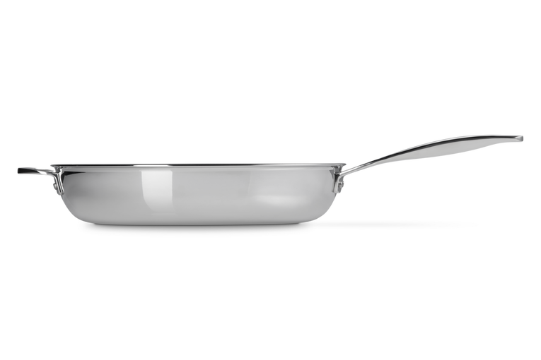 Le Creuset Antihaftbeschichtete Bratpfanne mit Gegengriff aus 3-ply PLUS Edelstahl Discount Store für neue Produkte