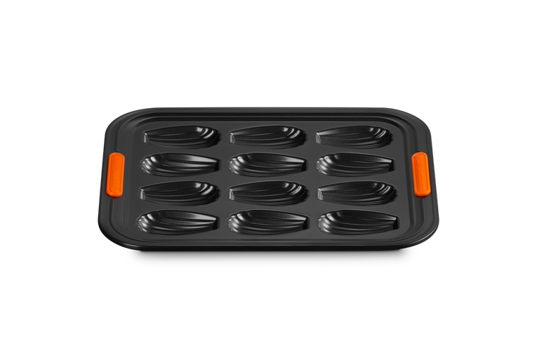 Le Creuset 12er Madeleineform Fabrikladen