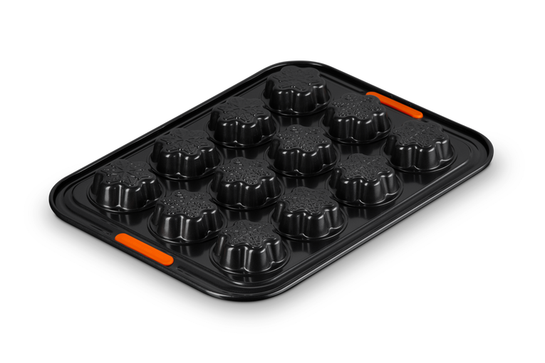 Le Creuset 12er Schneeflockenform Valentinstagsangebot