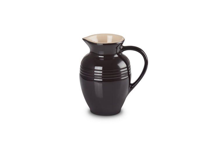 Le Creuset Saftkrug Klassik aus Steinzeug