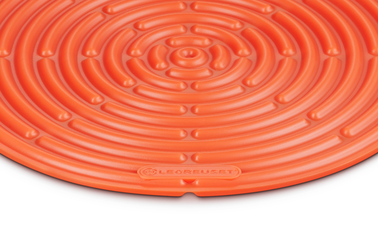 Le Creuset Runder Topflappen im Angebot
