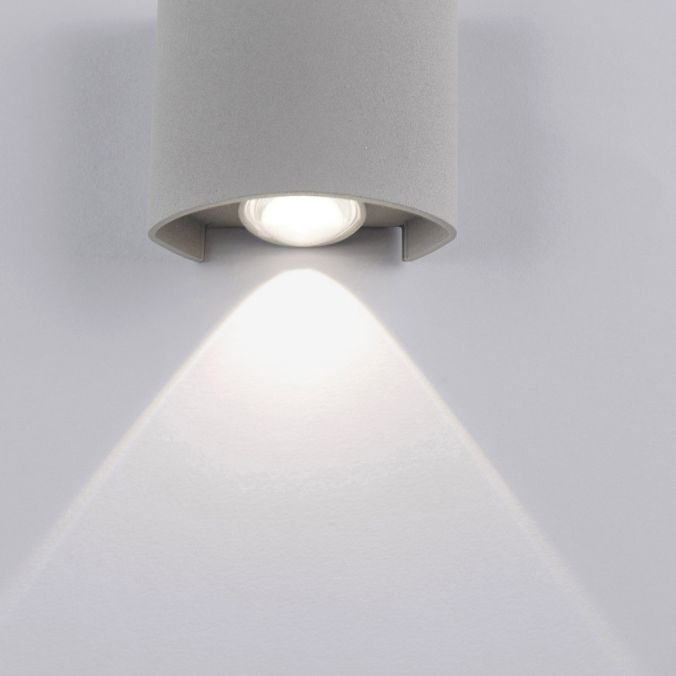 Paul Neuhaus LED-Wandleuchte, silberfarben, halbrunder Form, Up+Down, Lichtkegel Blitzangebot