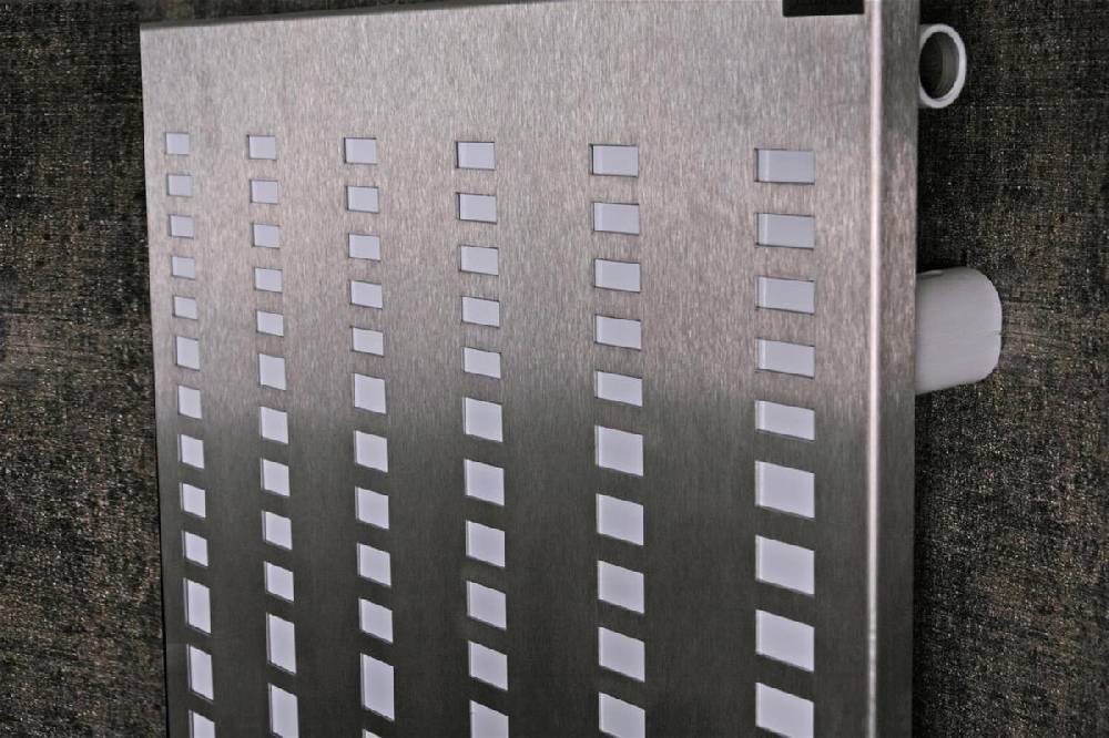 Szagato BADHEIZKÖRPER Design broken Mirror 2 120x47cm 799 Watt Edelstahl matt SZAGATO Designheizkörper Handtuchheizkörper mit Mittelanschluss Handtuchwärmer Exklusive Angebote
