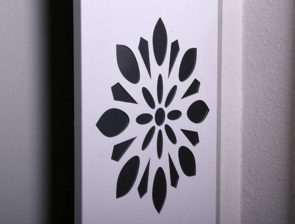 Szagato BADHEIZKÖRPER Design Flower 3 180x47cm 1118 Watt weiß (+1 Halter 15mm) SZAGATO Designheizkörper Handtuchheizkörper mit Mittelanschluss Handtuchwärmer Nur noch ein Tag übrig