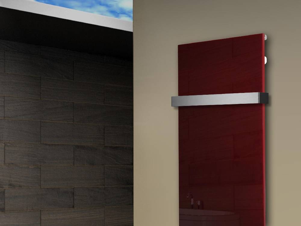 Szagato Badheizkörper mit Glas Design Montevideo 2 (Glasfront) 120x47cm 799 Watt rot (+1 Halter 50mm) SZAGATO Designheizkörper Mittelanschluss Handtuchwärmer Letzter Tag