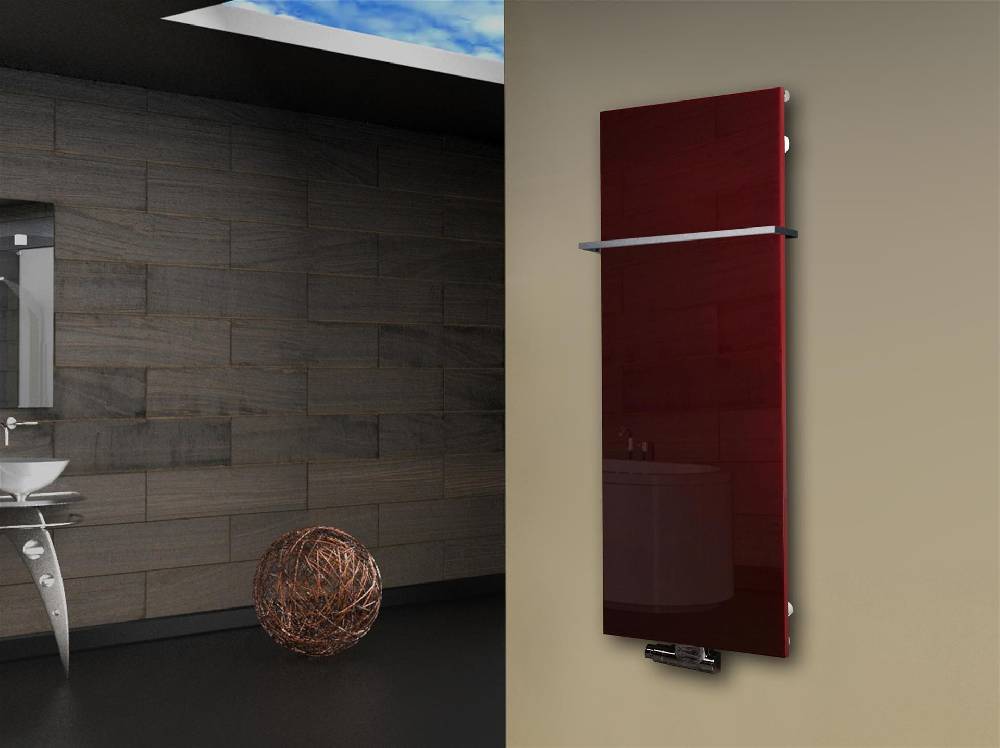 Szagato Badheizkörper mit Glas Design Montevideo 2 (Glasfront) 120x47cm 799Watt rot + 1 Halter Edelstahl 15x15mm SZAGATO Designheizkörper mit Mittelanschluss