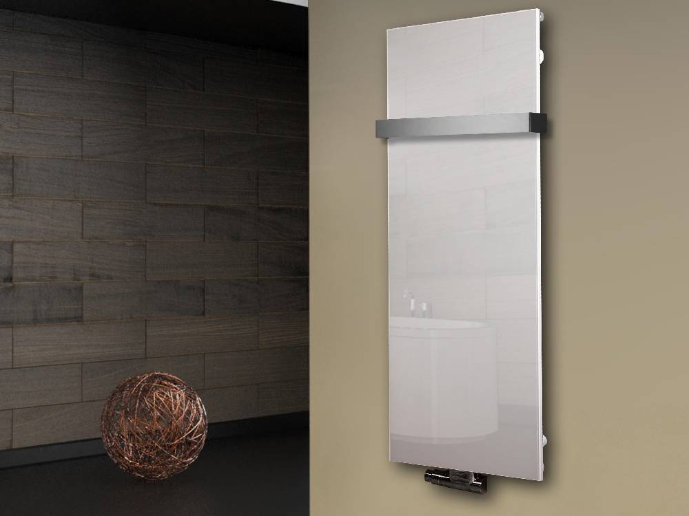 Szagato Badheizkörper mit Glas Design Montevideo 2 (Glasfront) 120x47cm 799Watt weiß (+1 Halter 50mm) SZAGATO Designheizkörper Mittelanschluss Handtuchwärmer