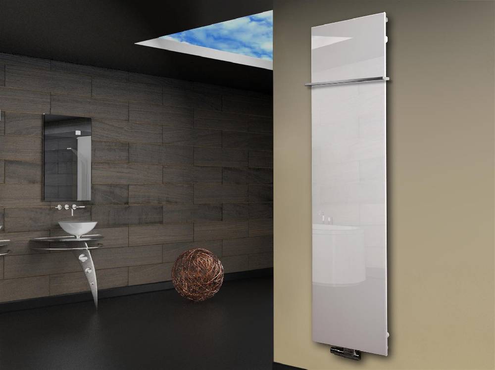 Szagato Badheizkörper mit Glas Design Montevideo 3 (Glasfront) 180x47cm 1118 Watt weiß +1 Halter 15mm SZAGATO Designheizkörper Mittelanschluss Handtuchwärmer