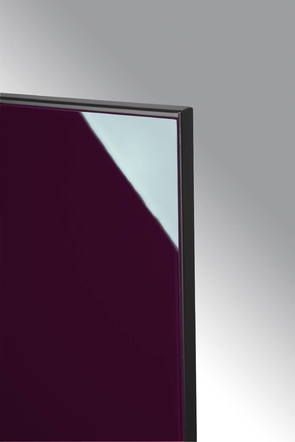Szagato Badheizkörper mit Glas Design Montevideo 3 Glasfront 180x47cm 1118 Watt violett SZAGATO Design Handtuchheizkörper mit Mittelanschluss Handtuchwärmer Fabrik Onlineshop