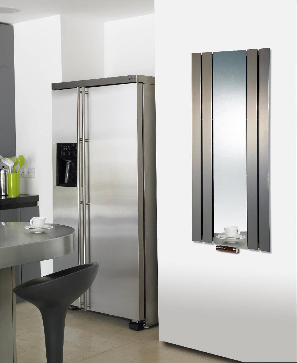 Szagato BADHEIZKÖRPER mit Spiegel Design Shanghai 2 120 x 55cm 581 Watt Edelstahloptik SZAGATO Hadntuchwärmer Handtuchheizkörper mit Mittelanschluss 2025