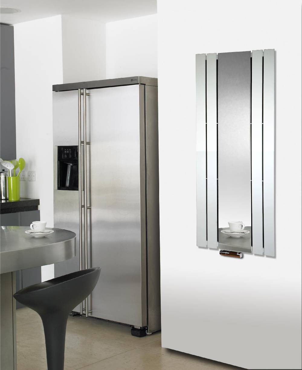 Szagato BADHEIZKÖRPER mit Spiegel Design Shanghai 2 120 x 55cm 581 Watt weiß SZAGATO Designheizkörper Handtuchheizkörper mit Mittelanschluss Handtuchwärmer Online