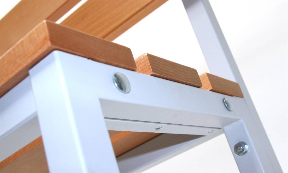 Szagato Garderobenbank mit Haken 2-seitig 2 Sitzbänke HxBxT 170x100x60cm Marke SZAGATO Umkleidebank Umkleide Sitzbank Garderobe mit Sitzbank Turnhalle Begrenzte Freigabe