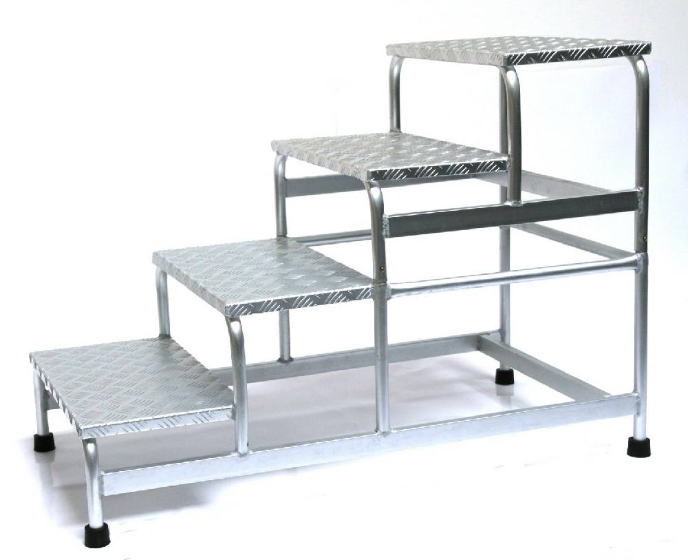 Szagato Podesttreppe ALU 4-stufig HxBxT 77x61x119cm SZAGATO mobiler Montagetritt ALU Montagetritte mit Plattform Stufentritt tragbare Treppe Treppenleiter