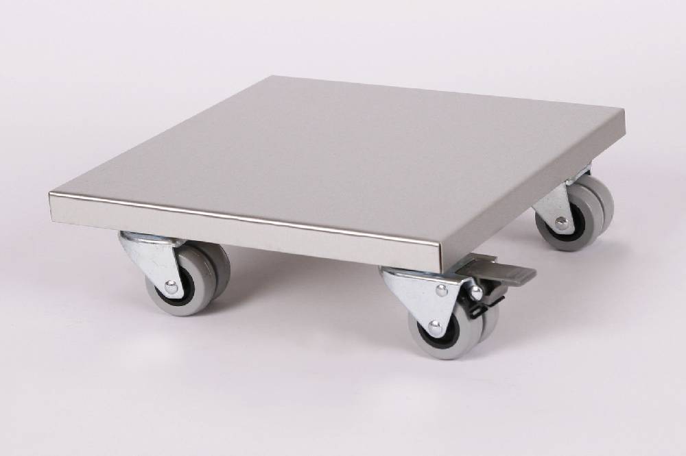 Szagato Rollbrett Pflanzenroller 30x30cm Edelstahl 300kg Doppelrollen + Bremse SZAGATO Made in Germany Blumenuntersetzer Möbelroller Outdoor Blumenroller Valentinstagsangebot