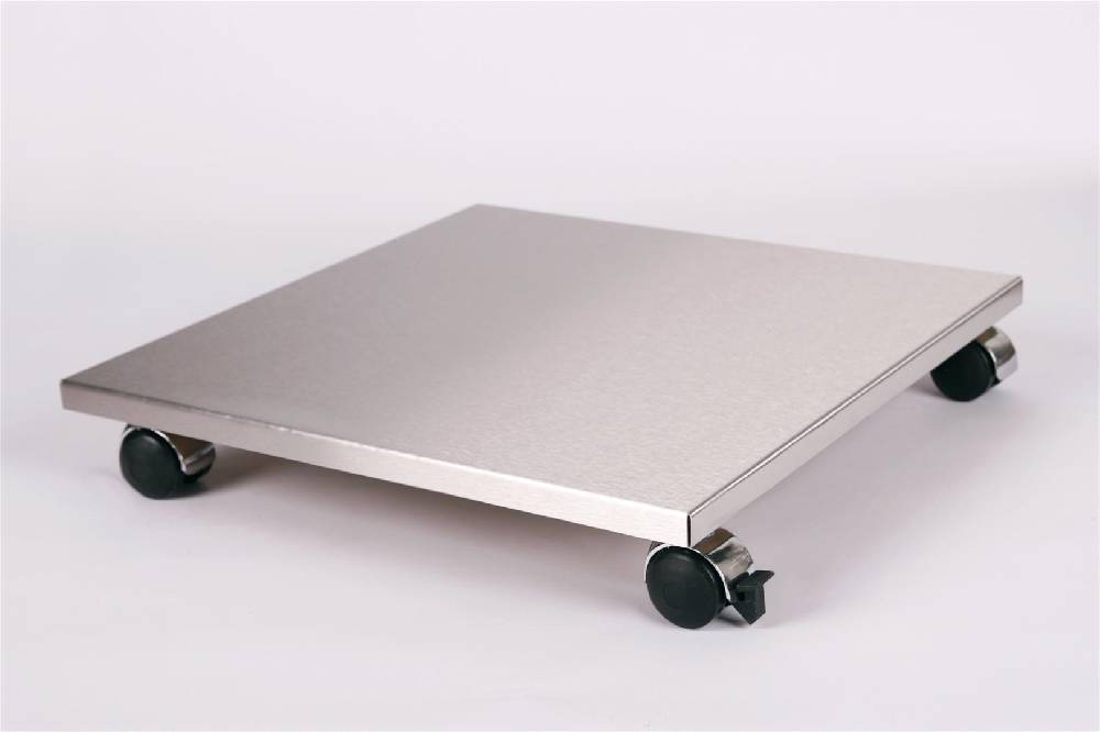 Szagato Rollbrett Pflanzenroller 50x50cm Edelstahl 120kg Chromrollen + Bremse SZAGATO Made in Germany Blumenuntersetzer Möbelroller Outdoor Blumenroller