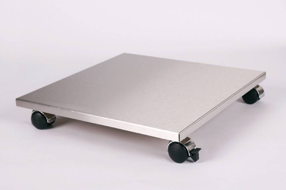 Szagato Rollbrett Pflanzenroller 50x50cm Edelstahl 120kg Chromrollen + Bremse SZAGATO Made in Germany Blumenuntersetzer Möbelroller Outdoor Blumenroller Fabrikladen