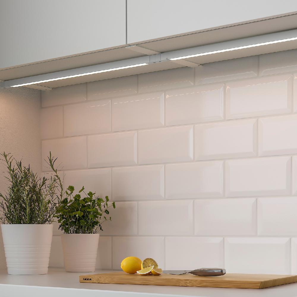 IKEA SKYDRAG LED-Lichtleiste/Arbpl/Klschr+Sensor dimmbar weiß 80 cm Angebote