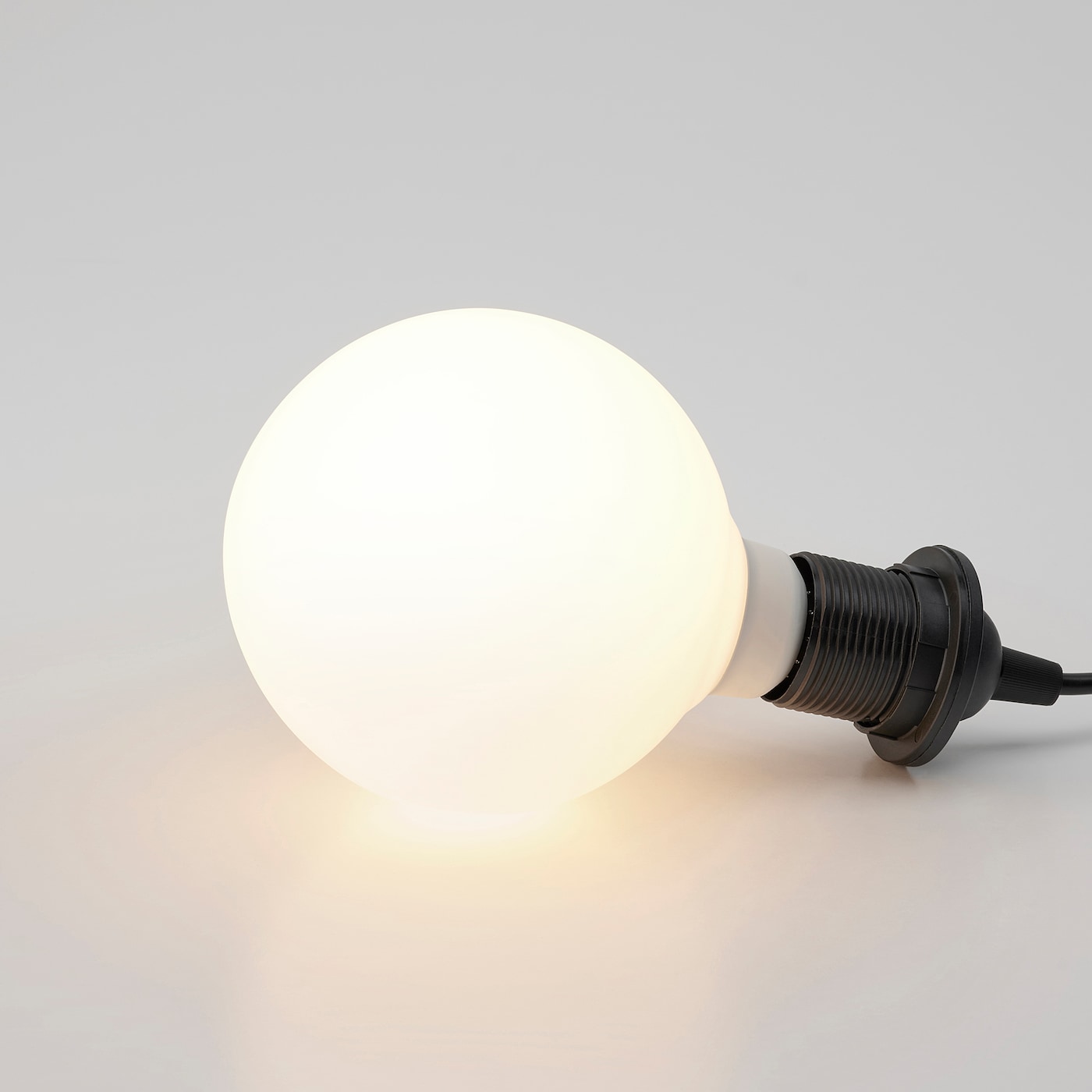 IKEA TRÅDFRI LED-Leuchtmittel E27 470 lm smart kabellos dimmbar/Weißspektrum rund Begrenzt auf 3 Tage