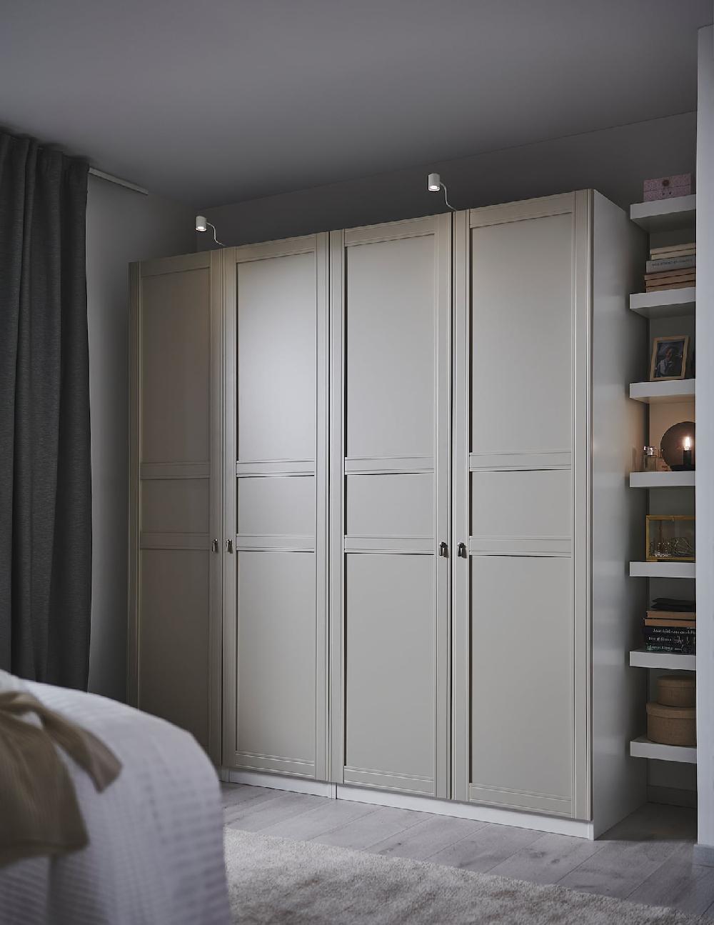 IKEA PAX / FLISBERGET Kleiderschrank weiß/hellbeige 200x60x201 cm Letzte 3 Tage