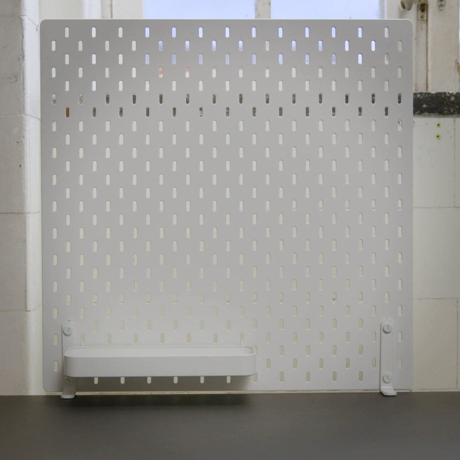 IKEA SKÅDIS Lochplatte weiß 56x56 cm Blitzangebot