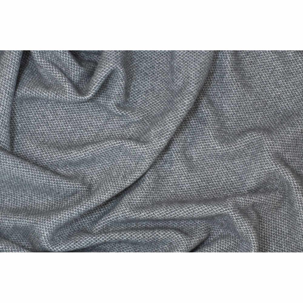 wohndirekt Kuscheldecke Relax • mit langen Fransen • Minimuster • 140 x 200 cm Flash Sale