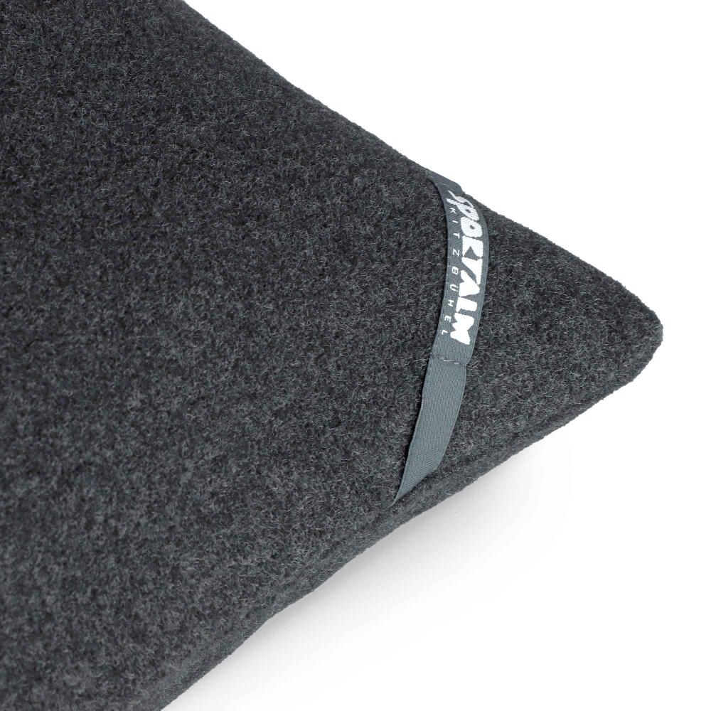 wohndirekt Elegante Kissenhülle in Filzoptik mit charmantem Bouclé-Kitz 40x40 cm Neuheiten