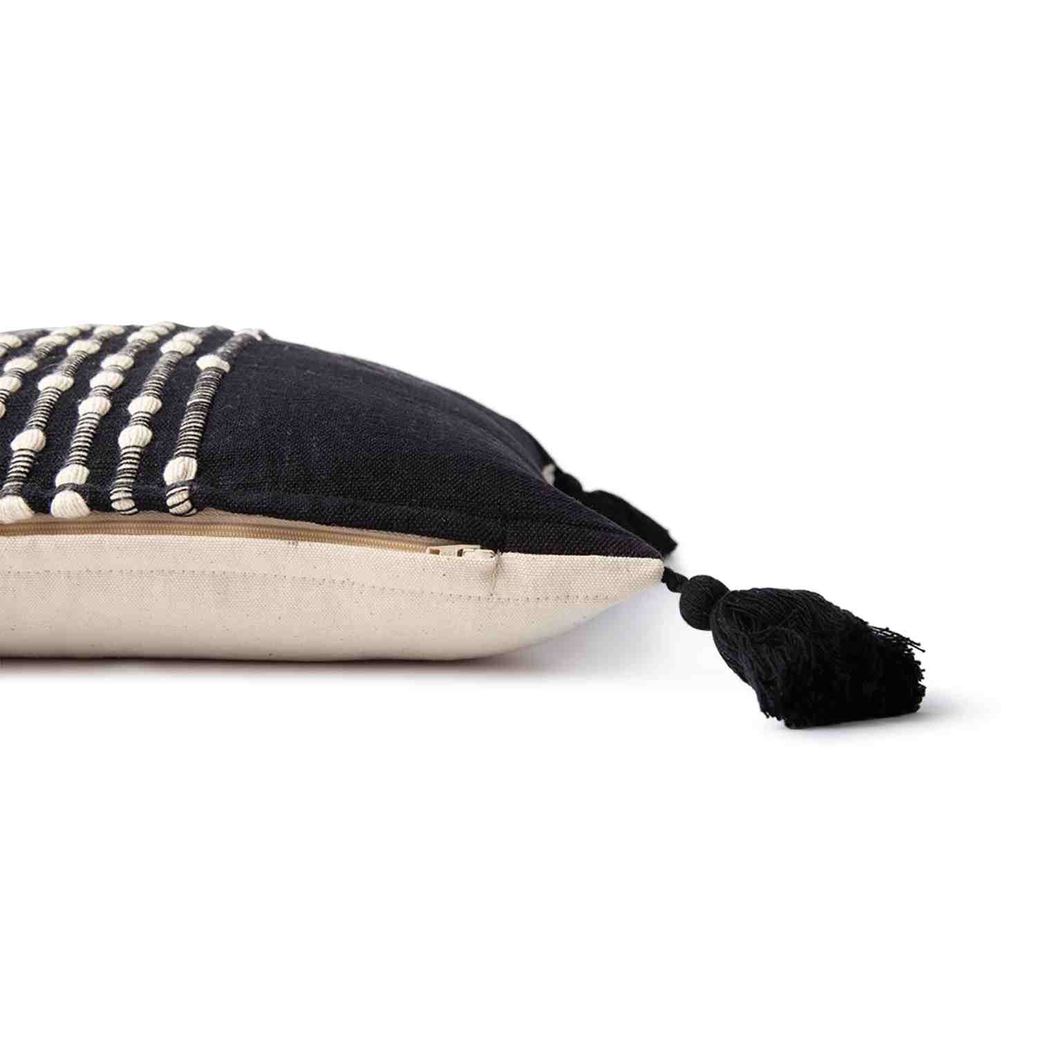 wohndirekt Kissenhülle Knot Lines • mit Quasten • 100% Baumwolle • 40x40cm Preisnachlass