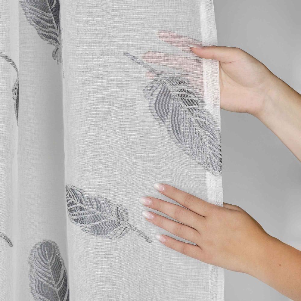 wohndirekt Transparenter Ösenschal mit grauen Federn auf hellem Stoff 140x160cm Begrenzte Freigabe