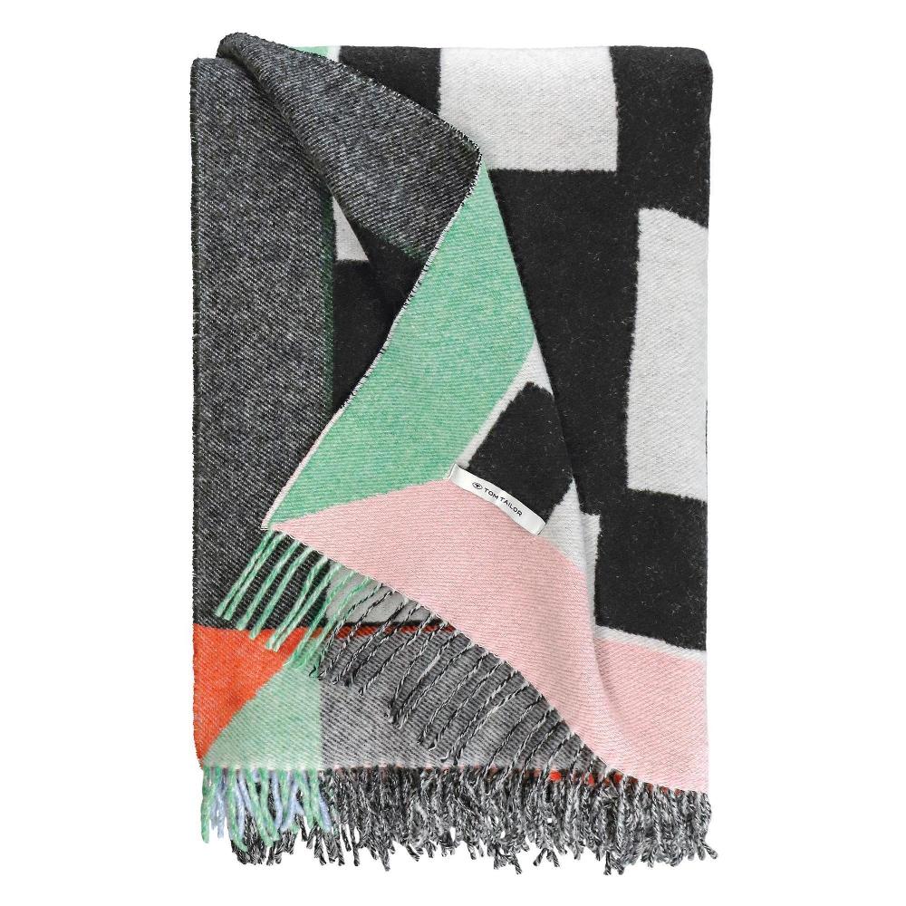 wohndirekt Gewebte Wohndecke mit Fransen 140 x 210 cm