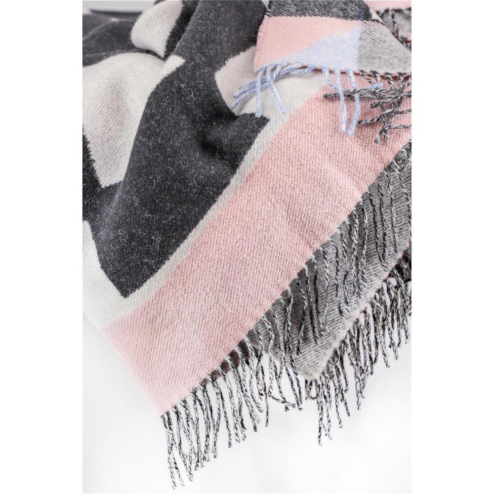 wohndirekt Gewebte Wohndecke mit Fransen 140 x 210 cm Nur für heute