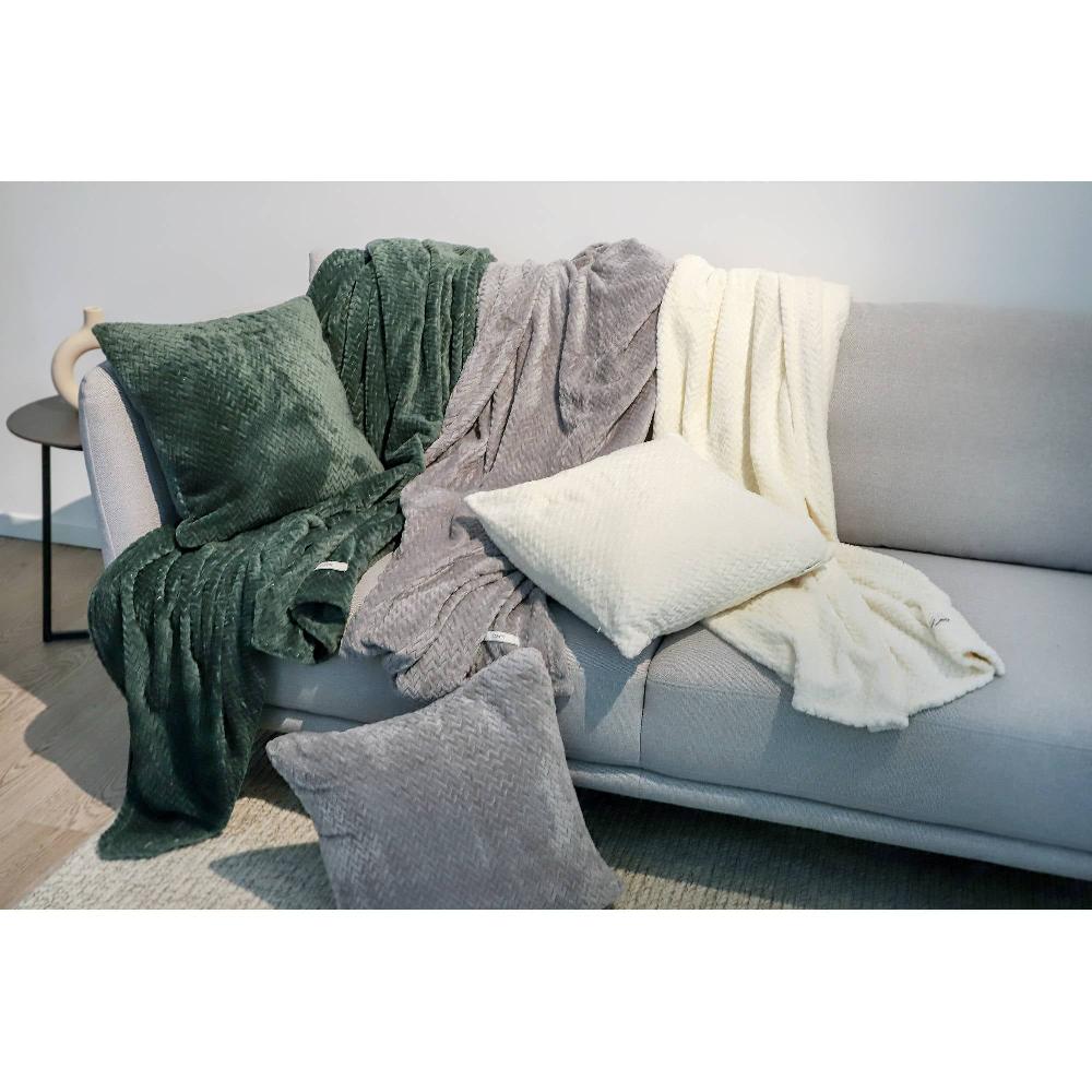 wohndirekt Set aus Kuscheldecke & Kissenhülle in Fleece 140x190cm + 45x45cm Wochenangebot